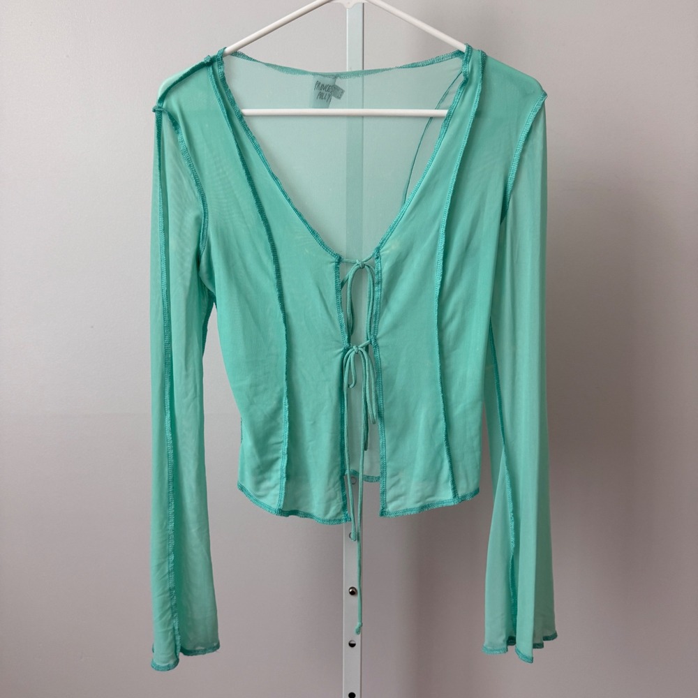 Princess Polly sz 4 Mint Green Sheer Mesh Tie Front Top Flare Sleeve Y2K